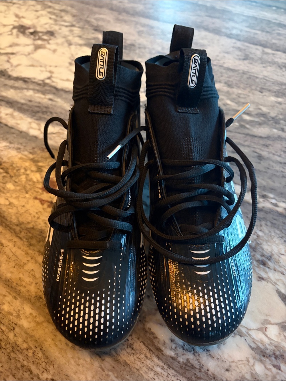 Men's Battle Cleats size 8.5